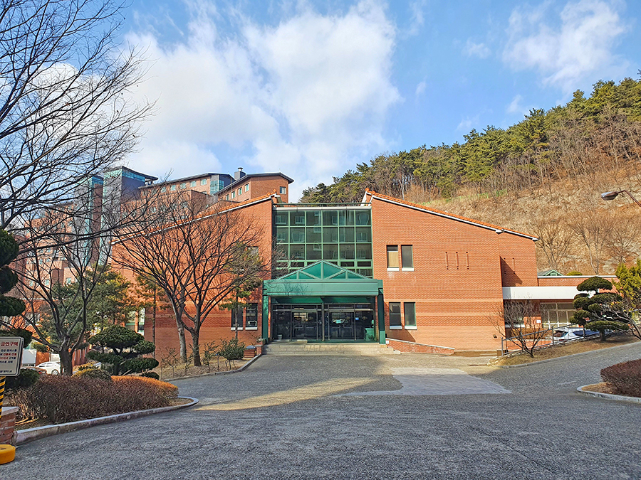 만나동(Cafeteria)